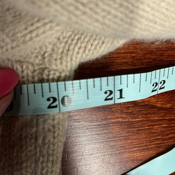 Sarah Spencer Womens Sweater L Tan/Cream Front Zip Tneck Lambs Wool Ribbed Cuffs - Picture 10 of 11